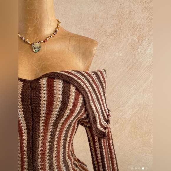 Striped Brown Off-Shoulder Sweater New Boutique - Picture 2 of 6